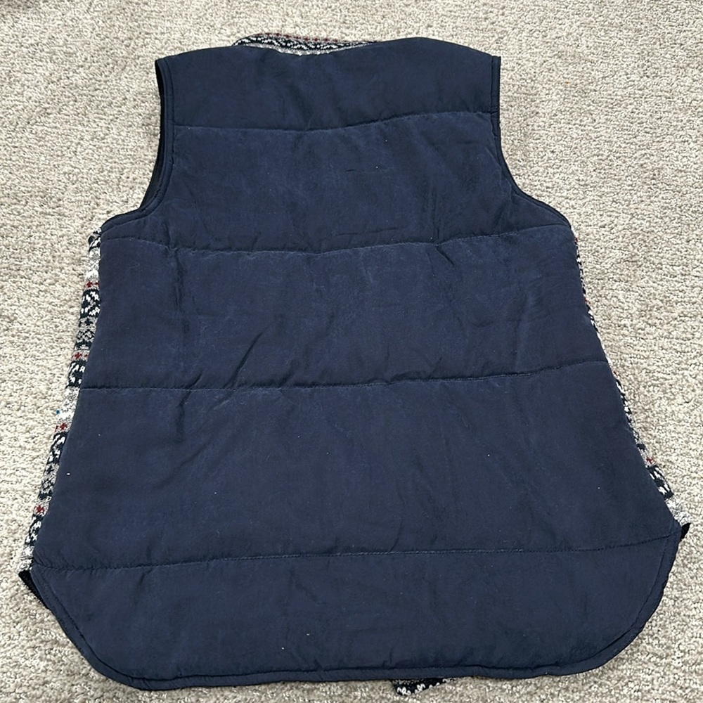 Patterned Puffy Vest - image 4